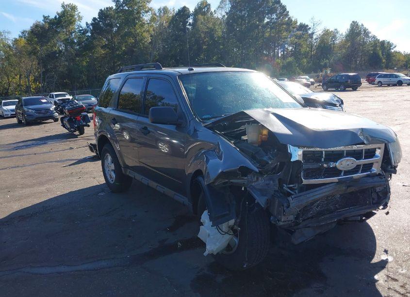 2012 Ford Escape XLT (VIN 1FMCU0DG9CKA50537) main photo