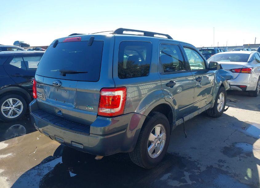 Photo 4 of 2010 Ford Escape XLT (VIN 1FMCU0DGXAKA32223)