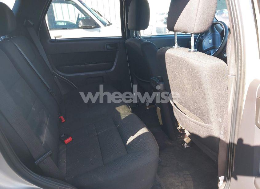 Photo 8 of 2010 Ford Escape XLT (VIN 1FMCU0DGXAKA93880)