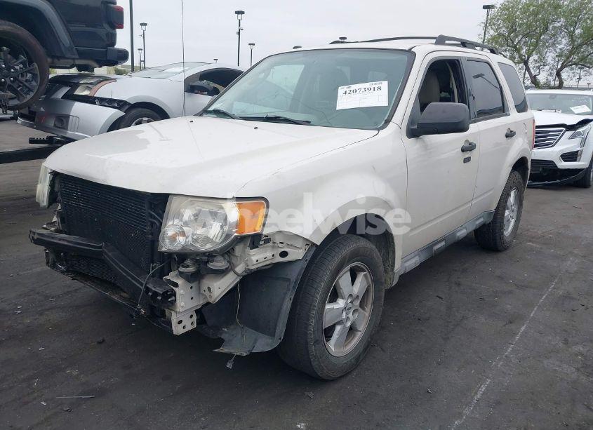 Photo 2 of 2010 Ford Escape XLT (VIN 1FMCU0DGXAKB20477)