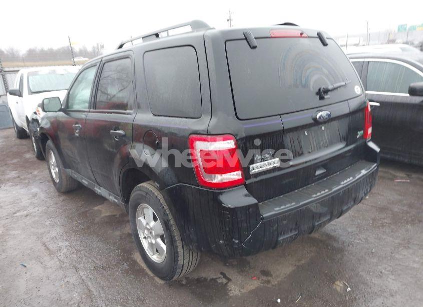 Photo 3 of 2010 Ford Escape XLT (VIN 1FMCU0DGXAKD10991)