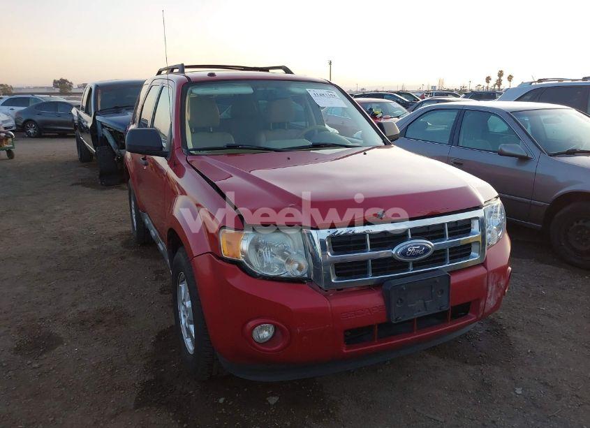 Photo 6 of 2010 Ford Escape XLT (VIN 1FMCU0DGXAKD27452)