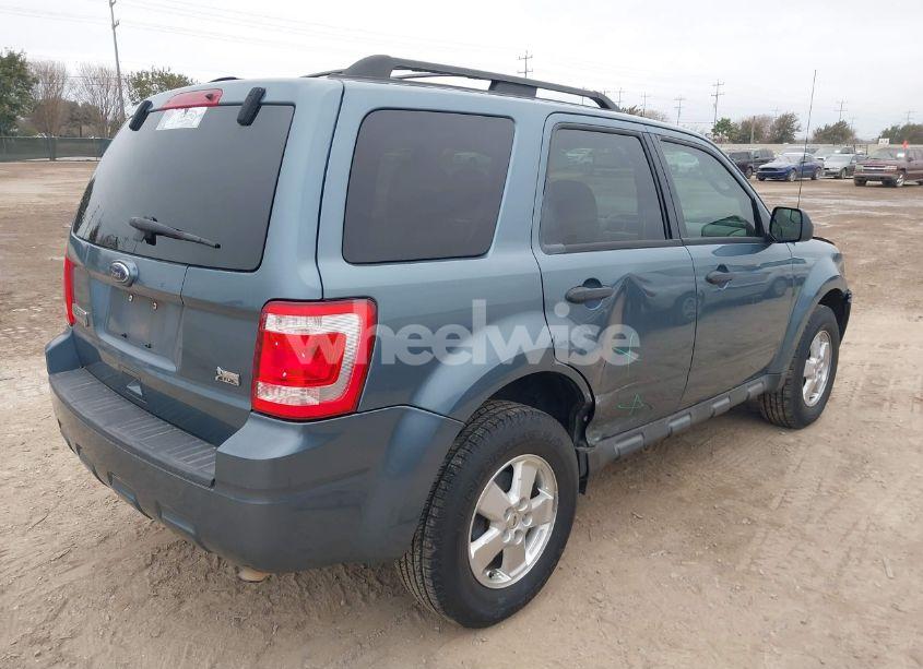 Photo 4 of 2010 Ford Escape XLT (VIN 1FMCU0DGXAKD45322)