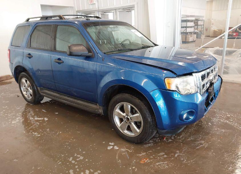 2011 Ford Escape XLT (VIN 1FMCU0DGXBKA60086) main photo