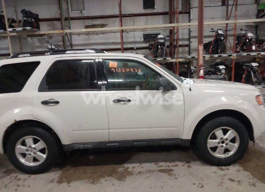 Photo 13 of 2011 Ford Escape XLT (VIN 1FMCU0DGXBKA61643)