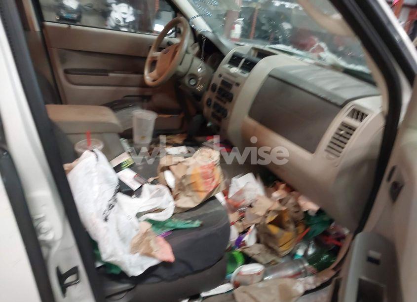 Photo 5 of 2011 Ford Escape XLT (VIN 1FMCU0DGXBKA61643)