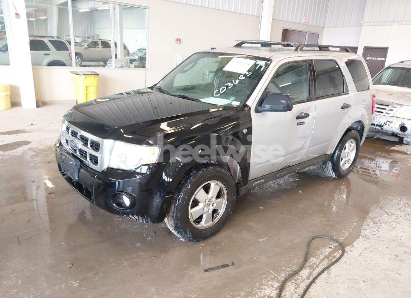 Photo 2 of 2011 Ford Escape XLT (VIN 1FMCU0DGXBKC03683)