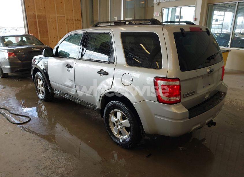 Photo 3 of 2011 Ford Escape XLT (VIN 1FMCU0DGXBKC03683)