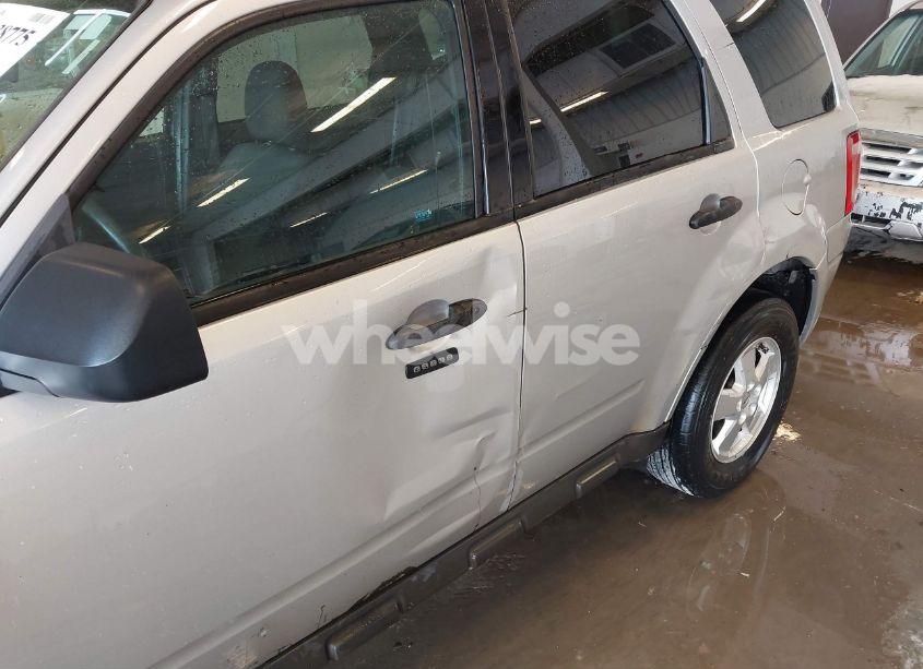 Photo 6 of 2011 Ford Escape XLT (VIN 1FMCU0DGXBKC03683)