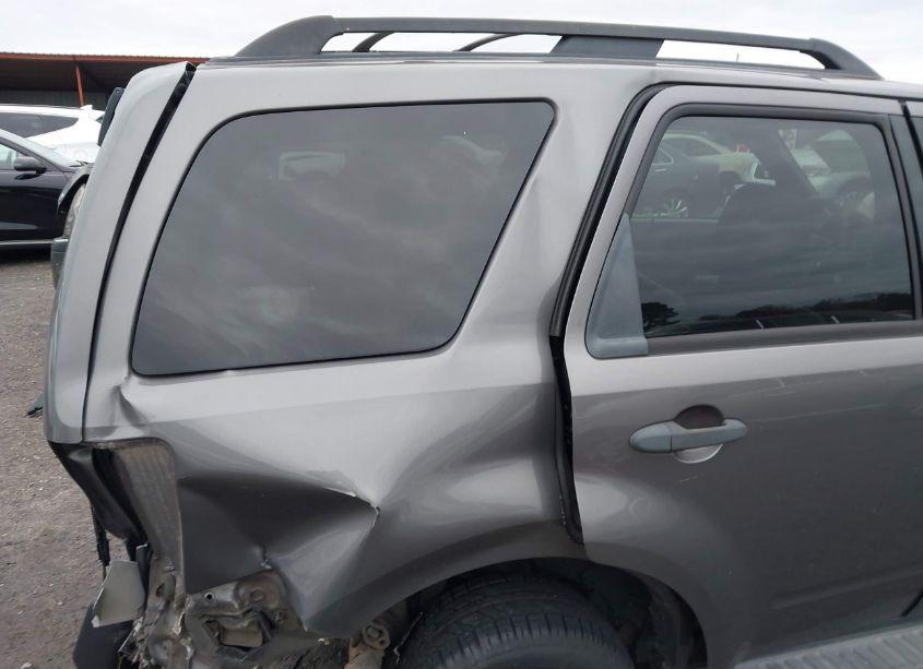 Photo 12 of 2011 Ford Escape XLT (VIN 1FMCU0DGXBKC16157)