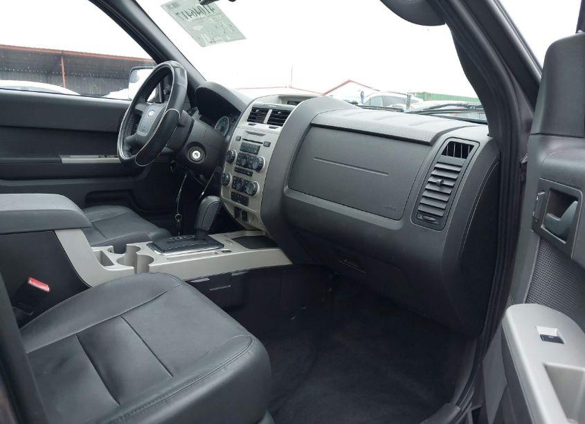 Photo 5 of 2011 Ford Escape XLT (VIN 1FMCU0DGXBKC16157)