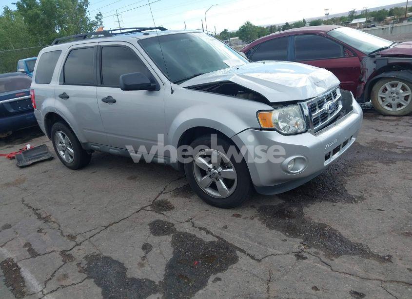 2011 Ford Escape XLT (VIN 1FMCU0DGXBKC37638) main photo