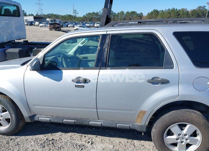 Photo 14 of 2011 Ford Escape XLT (VIN 1FMCU0DGXBKC59736)