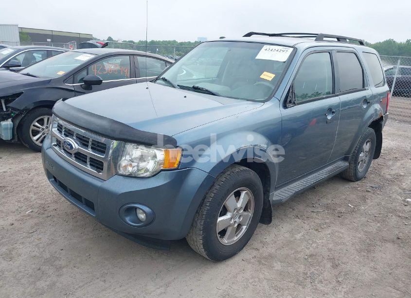 Photo 2 of 2012 Ford Escape XLT (VIN 1FMCU0DGXCKA57352)