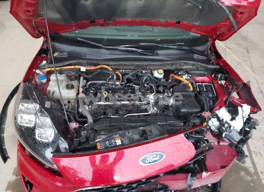 Photo 10 of 2020 Ford Escape TITANIUM HYBRID (VIN 1FMCU0DZ0LUC16143)