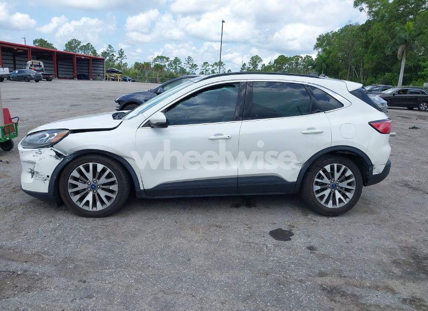 Photo 15 of 2020 Ford Escape TITANIUM HYBRID (VIN 1FMCU0DZ3LUC07842)