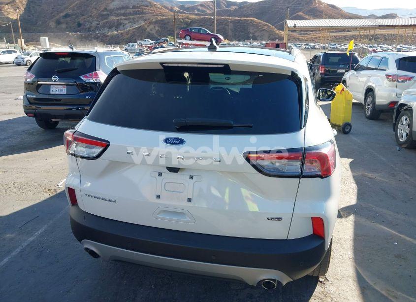 Photo 16 of 2020 Ford Escape TITANIUM HYBRID (VIN 1FMCU0DZ4LUC32362)