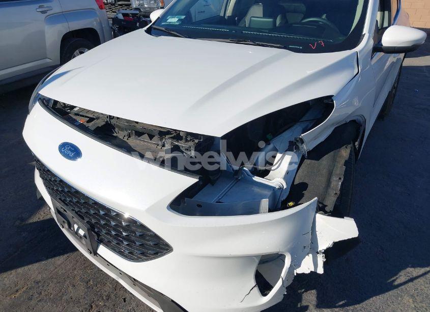 Photo 6 of 2020 Ford Escape TITANIUM HYBRID (VIN 1FMCU0DZ4LUC32362)