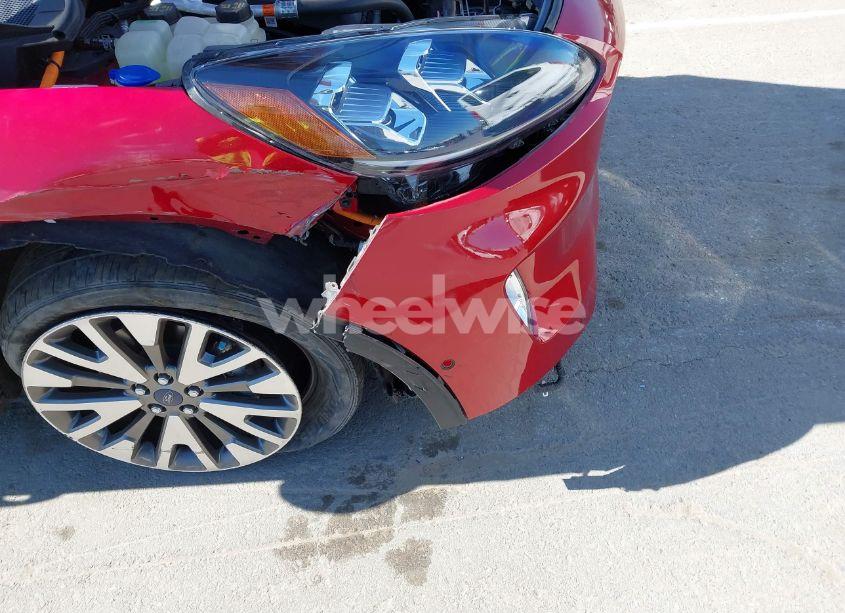 Photo 18 of 2020 Ford Escape TITANIUM HYBRID (VIN 1FMCU0DZ6LUA92606)