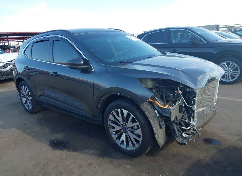 2020 Ford Escape TITANIUM HYBRID (VIN 1FMCU0DZ6LUB06004) main photo