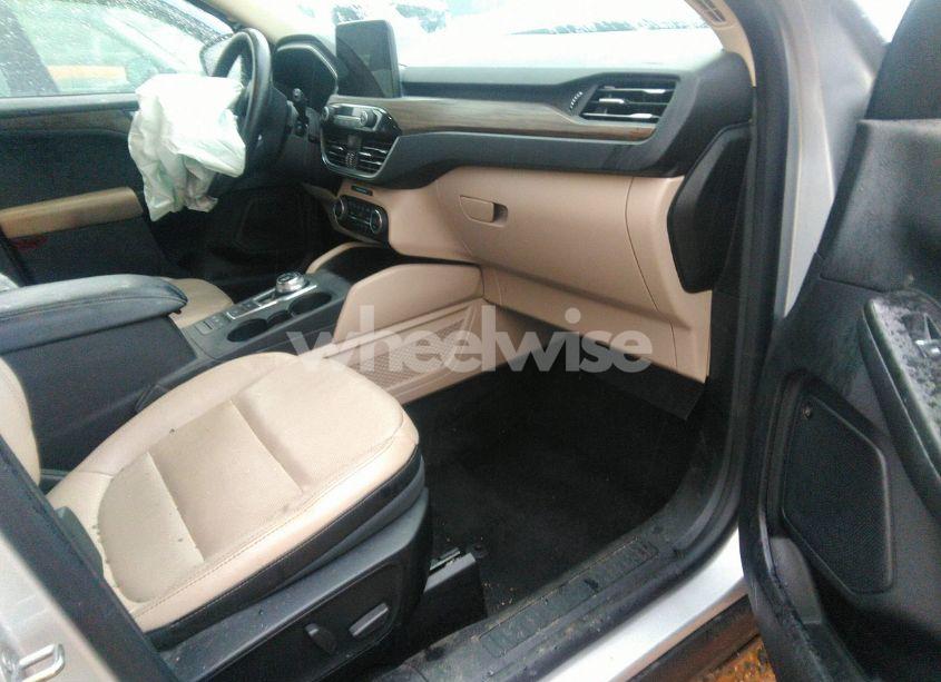 Photo 5 of 2020 Ford Escape TITANIUM HYBRID (VIN 1FMCU0DZ8LUB13911)