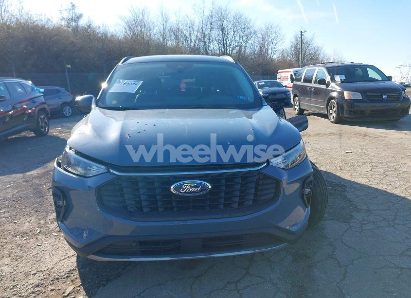 Photo 13 of 2023 Ford Escape PHEV (VIN 1FMCU0E10PUA89683)