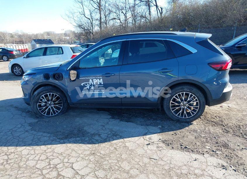 Photo 15 of 2023 Ford Escape PHEV (VIN 1FMCU0E10PUA89683)