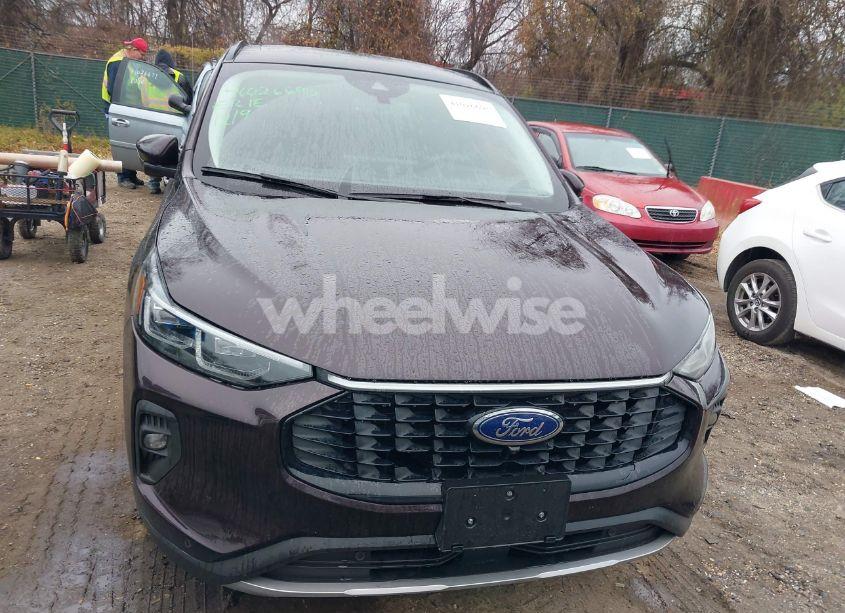 Photo 13 of 2023 Ford Escape PHEV (VIN 1FMCU0E14PUA19071)