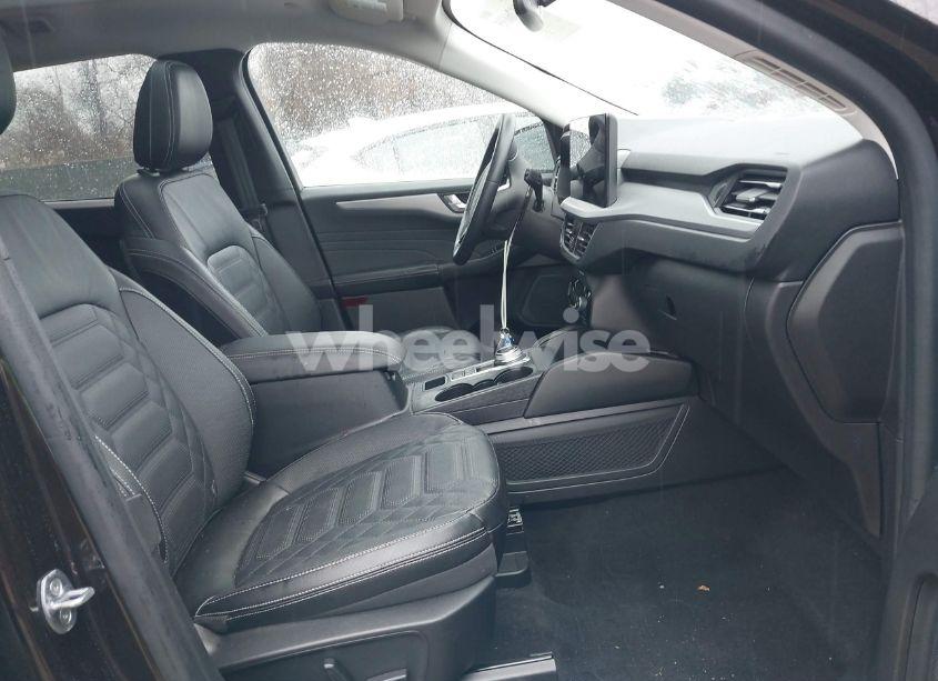 Photo 5 of 2023 Ford Escape PHEV (VIN 1FMCU0E14PUA19071)