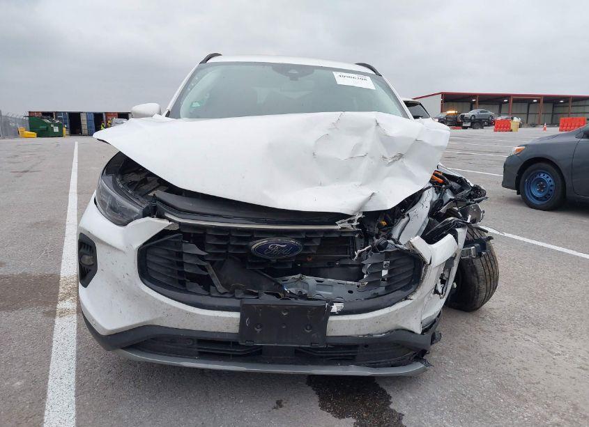 Photo 12 of 2023 Ford Escape PHEV (VIN 1FMCU0E16PUA43890)