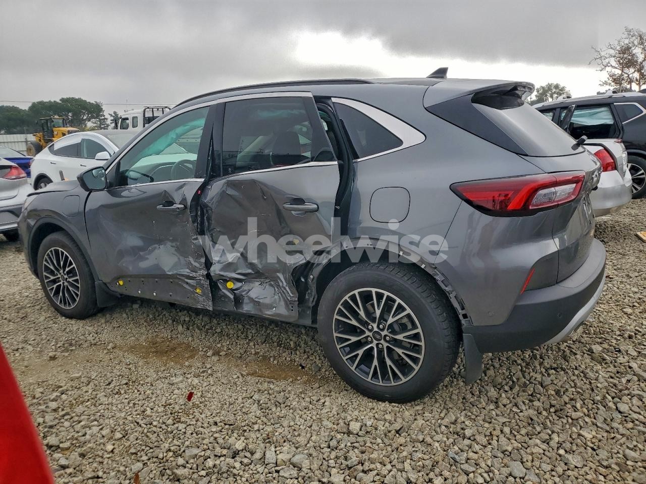 Photo 2 of 2023 FORD ESCAPE (VIN 1FMCU0E16PUA91972)