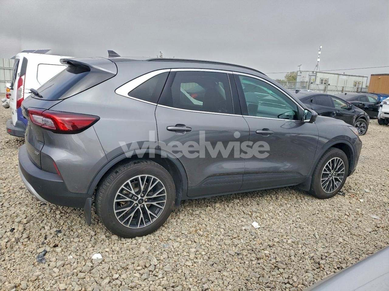 Photo 3 of 2023 FORD ESCAPE (VIN 1FMCU0E16PUA91972)