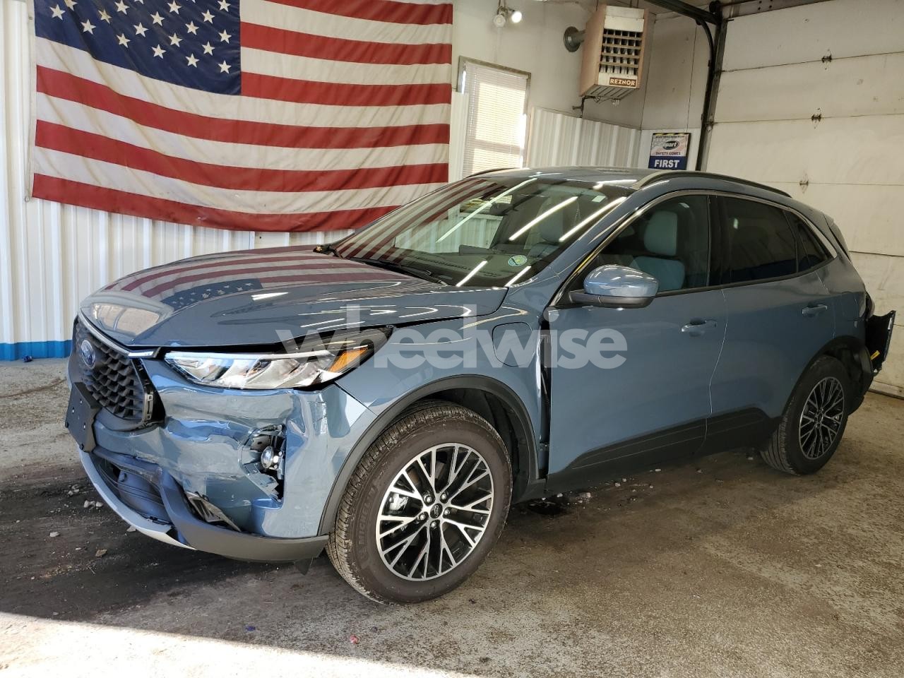 2024 FORD ESCAPE (VIN 1FMCU0E16RUA54777) main photo