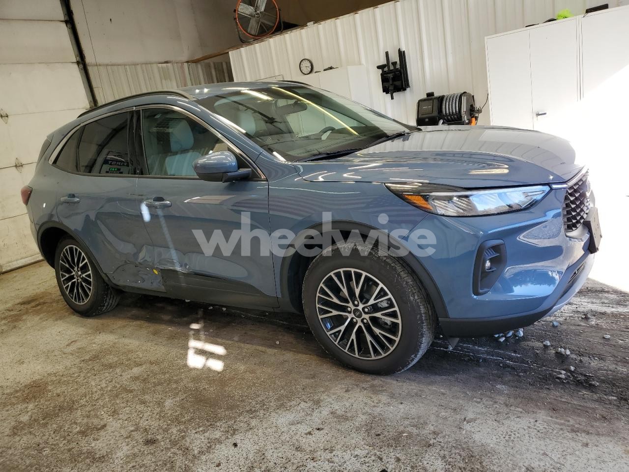 Photo 4 of 2024 FORD ESCAPE (VIN 1FMCU0E16RUA54777)