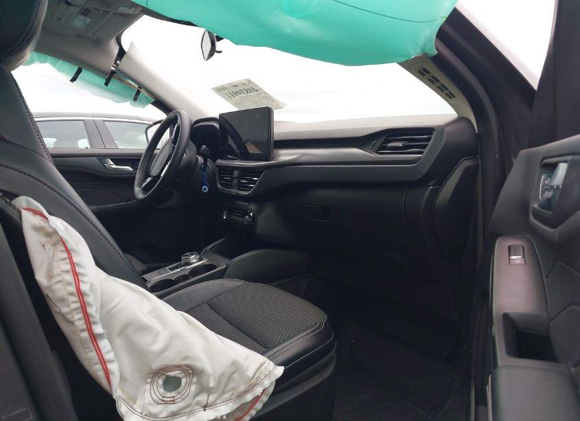 Photo 5 of 2023 Ford Escape PHEV (VIN 1FMCU0E19PUA01522)