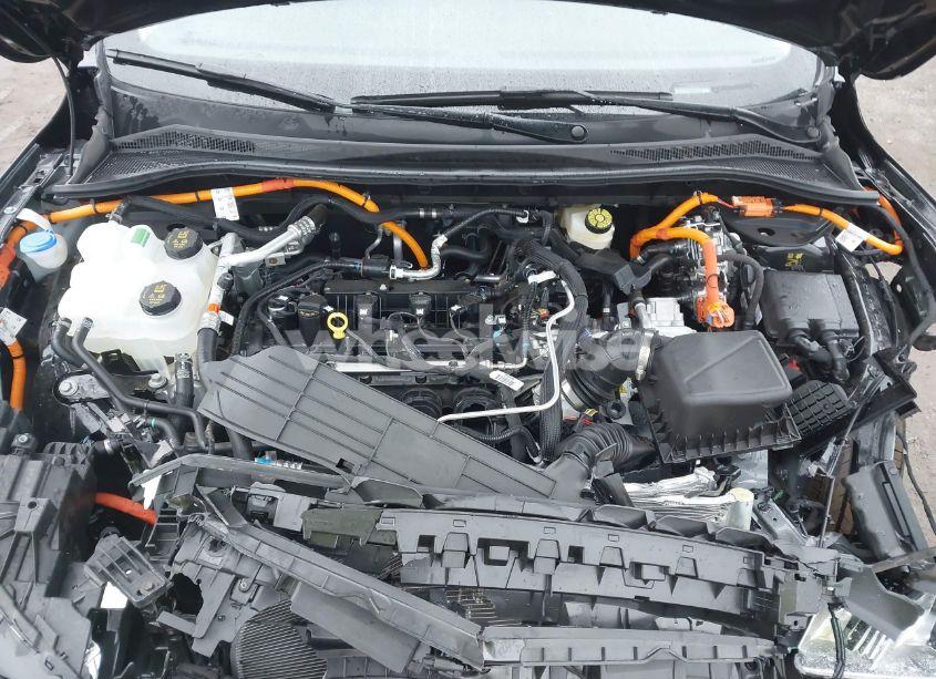 Photo 10 of 2024 Ford Escape PHEV (VIN 1FMCU0E1XRUA14265)