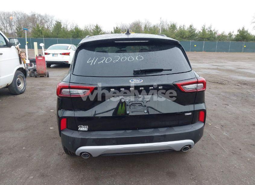 Photo 16 of 2024 Ford Escape PHEV (VIN 1FMCU0E1XRUA14265)