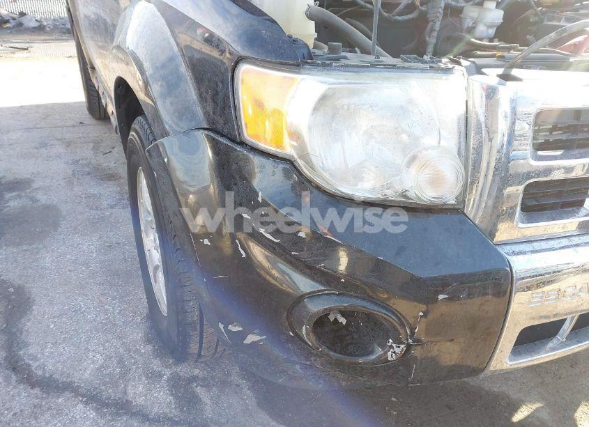 Photo 6 of 2010 Ford Escape LIMITED (VIN 1FMCU0E70AKA79257)