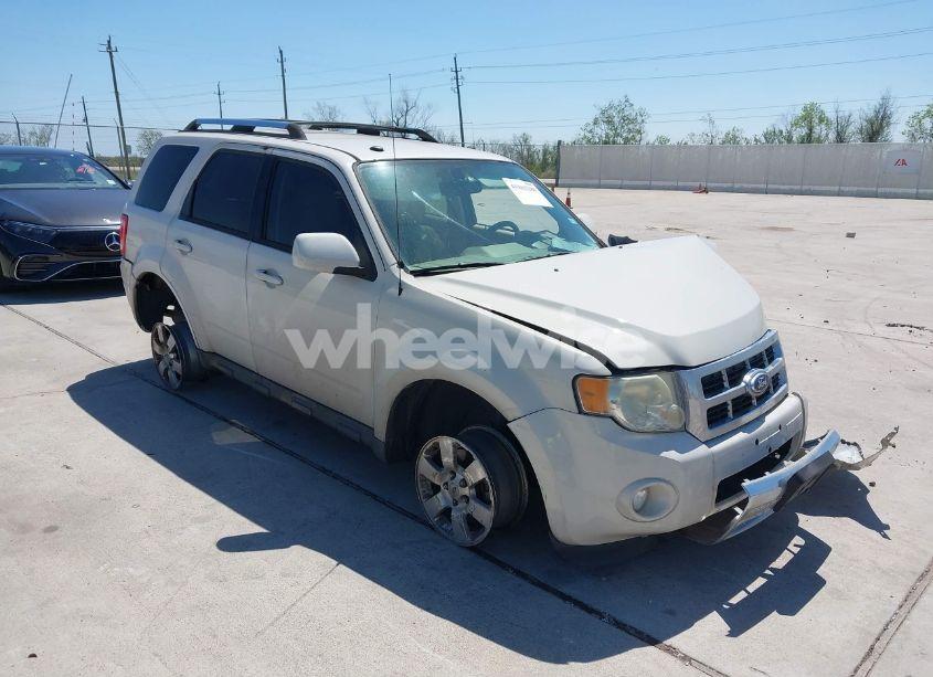 2011 Ford Escape LIMITED (VIN 1FMCU0E70BKB63399) main photo