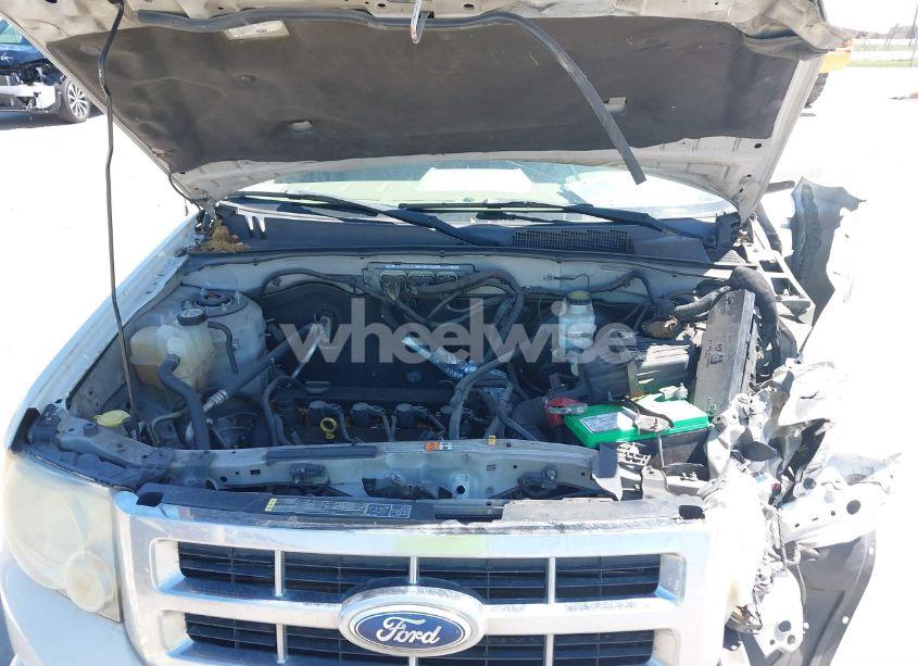Photo 10 of 2011 Ford Escape LIMITED (VIN 1FMCU0E70BKB63399)