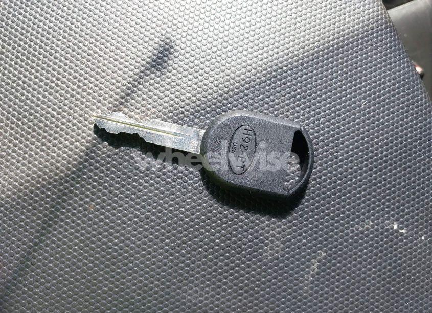 Photo 11 of 2011 Ford Escape LIMITED (VIN 1FMCU0E72BKB00028)