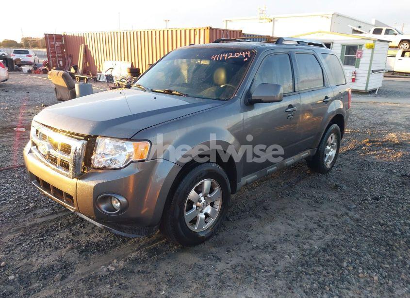 Photo 2 of 2011 Ford Escape LIMITED (VIN 1FMCU0E72BKB00028)