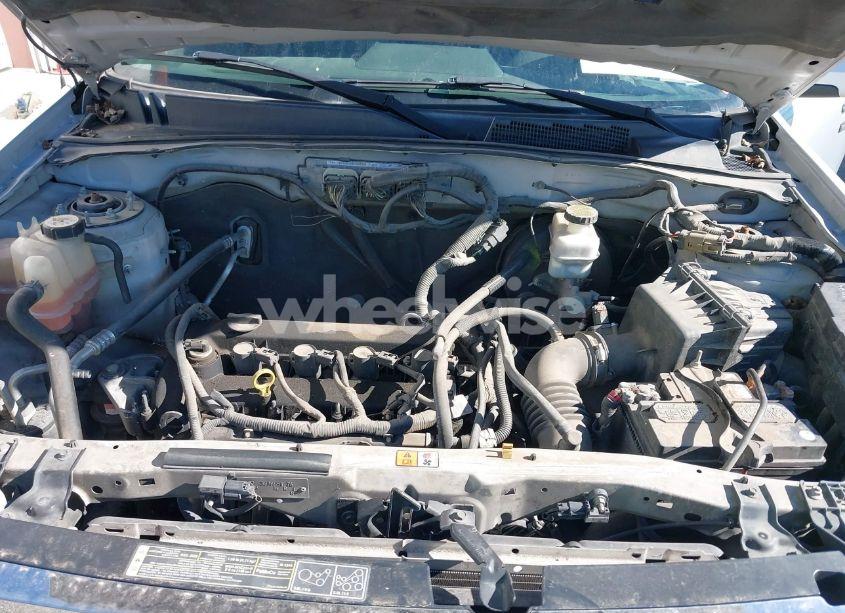 Photo 10 of 2012 Ford Escape LIMITED (VIN 1FMCU0E72CKA83281)