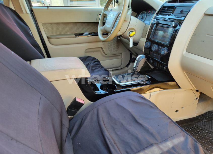 Photo 5 of 2011 Ford Escape LIMITED (VIN 1FMCU0E73BKA47257)