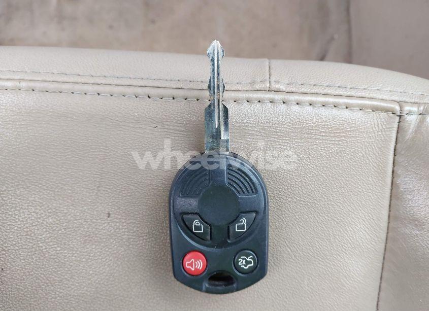 Photo 11 of 2011 Ford Escape LIMITED (VIN 1FMCU0E73BKA53172)