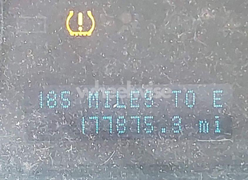 Photo 15 of 2011 Ford Escape LIMITED (VIN 1FMCU0E73BKA53172)