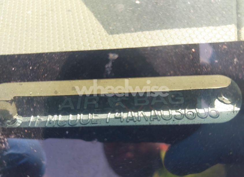 Photo 9 of 2010 Ford Escape LIMITED (VIN 1FMCU0E74AKA03606)