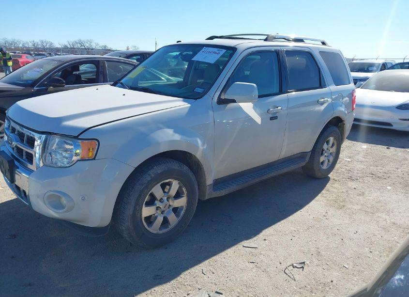Photo 2 of 2011 Ford Escape LIMITED (VIN 1FMCU0E74BKC62906)