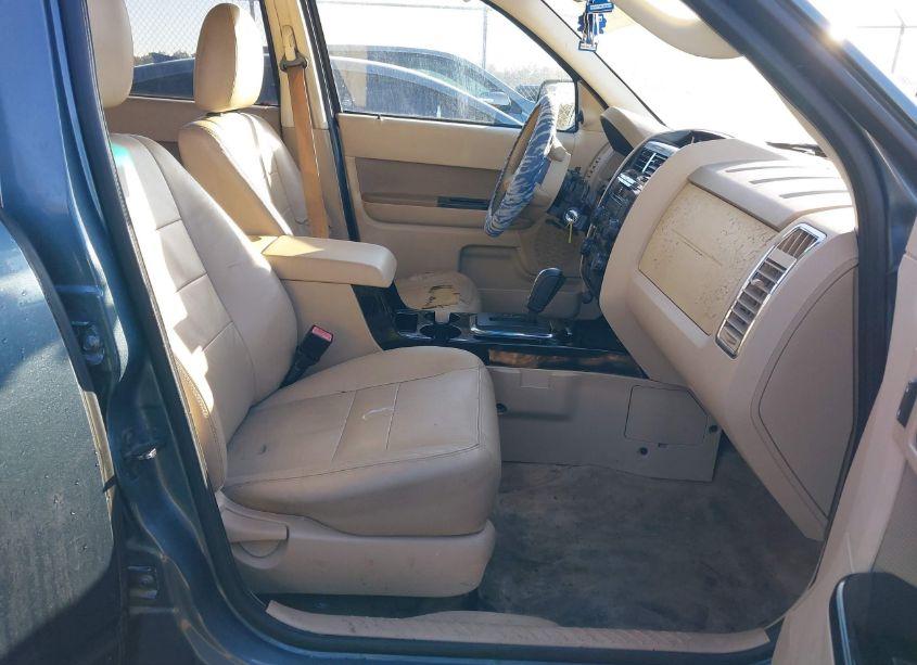 Photo 5 of 2010 Ford Escape LIMITED (VIN 1FMCU0E75AKB66765)