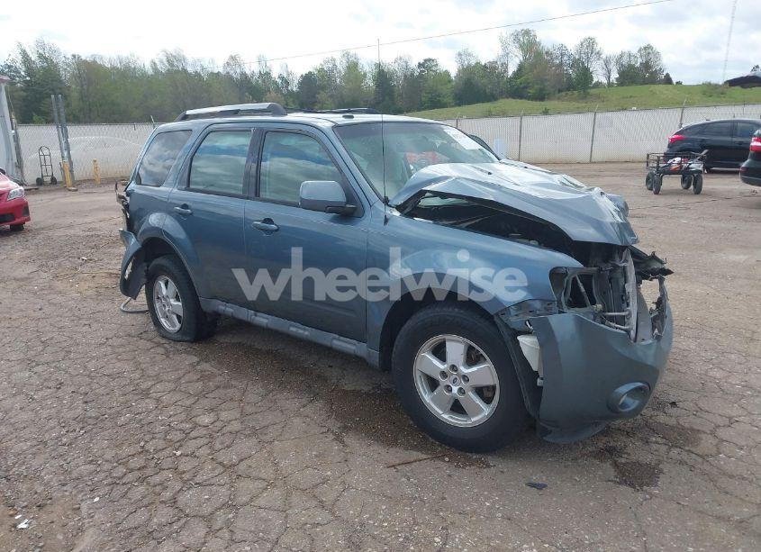 2011 Ford Escape LIMITED (VIN 1FMCU0E75BKC71744) main photo